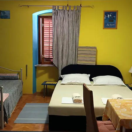 Guest house Cozy With Terrace Near Promenade *