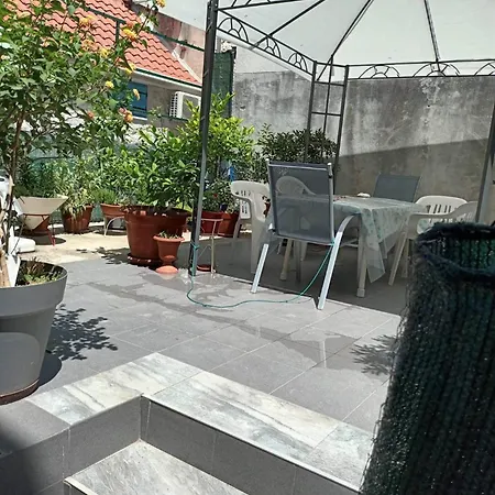 Cozy With Terrace Near Promenade Guest house